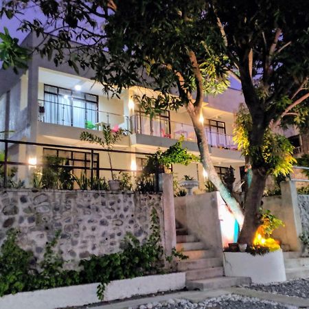 Bentrina Diving Resort Mabini  Extérieur photo